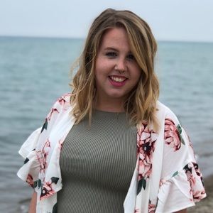 Meet your Posher, Mikayla